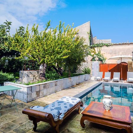 Villa Dimora Di Catullo - Ospitalita Di Charme Palazzolo Acreide Exterior foto
