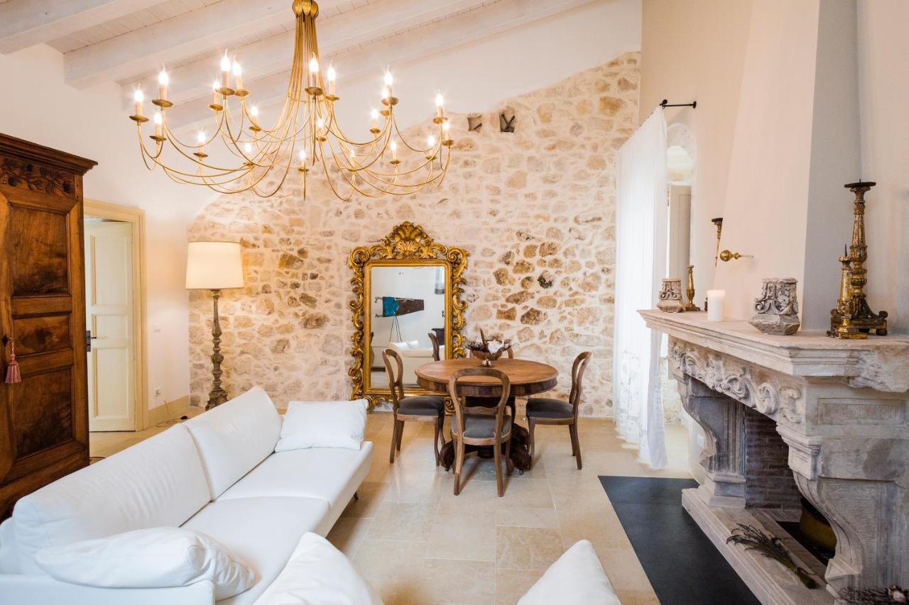 Villa Dimora Di Catullo - Ospitalita Di Charme Palazzolo Acreide Exterior foto