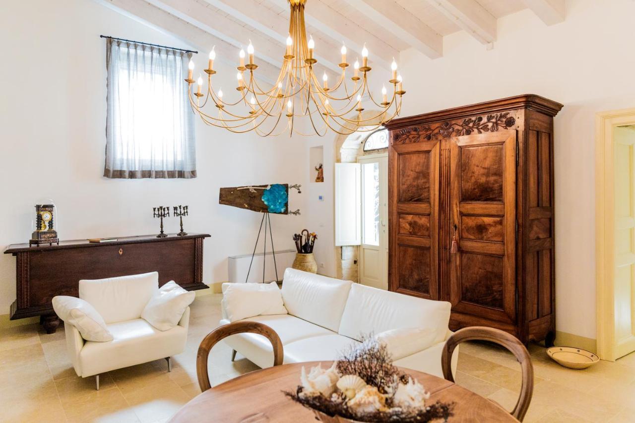 Villa Dimora Di Catullo - Ospitalita Di Charme Palazzolo Acreide Exterior foto