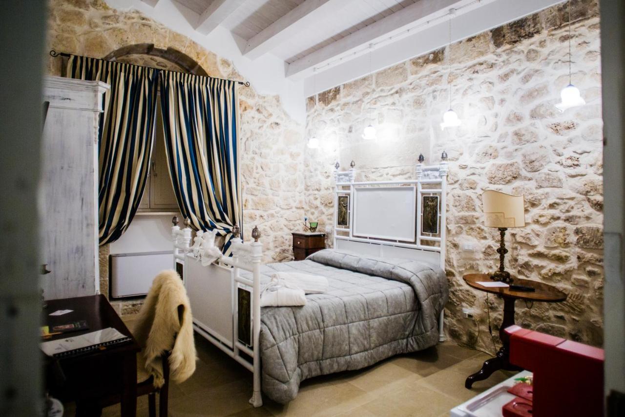 Villa Dimora Di Catullo - Ospitalita Di Charme Palazzolo Acreide Exterior foto