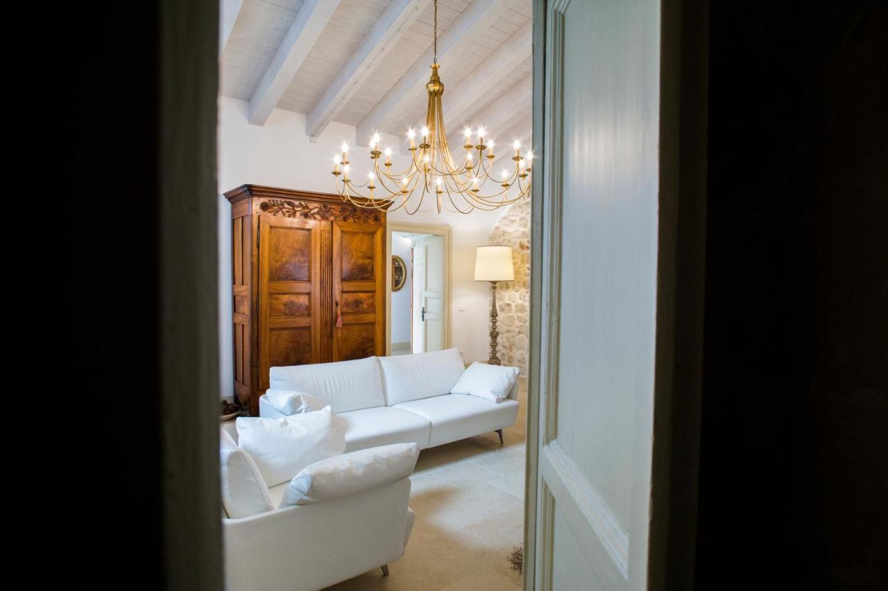 Villa Dimora Di Catullo - Ospitalita Di Charme Palazzolo Acreide Exterior foto